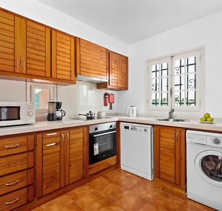 Etxe Txekia בית נופש קאלה גלדנה